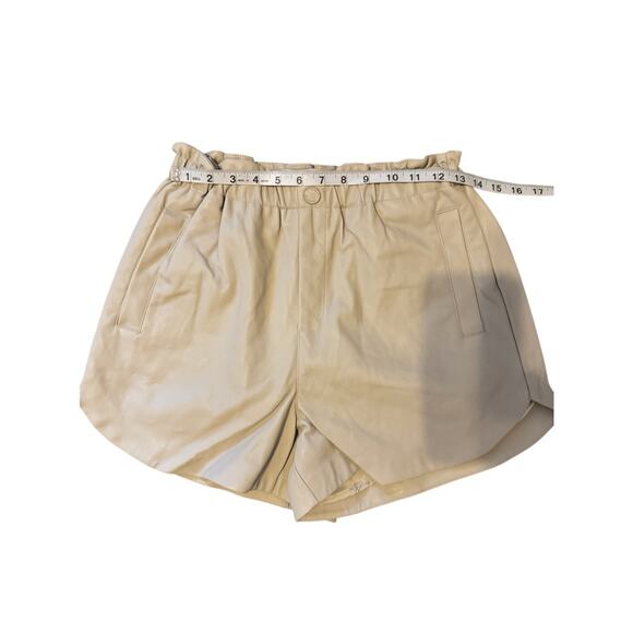 Blank NYC Women's Vegan Leather Scalloped Hem Track Shorts Size 28 NWT - Picture 5 of 10